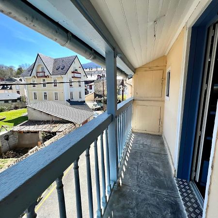 Le Gite Du Bonheur Bagnères-de-Bigorre Esterno foto